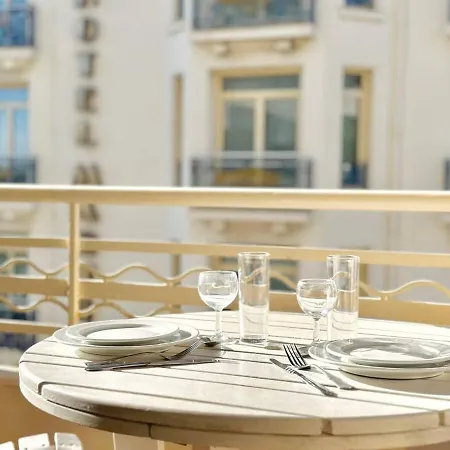 Palm Croisette - Vue & Martinez Apartment Cannes